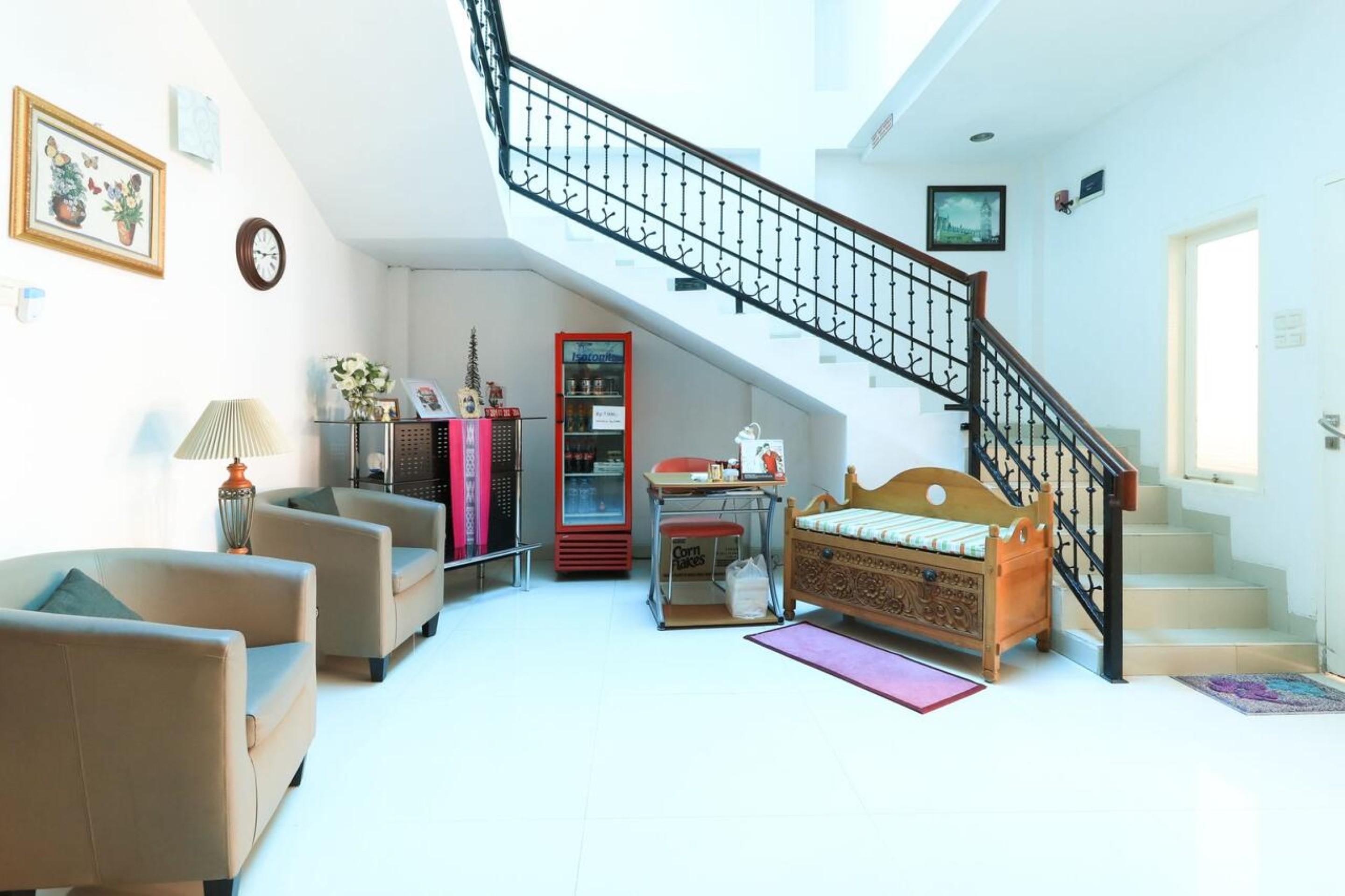 Ge Jacmart Homestay Макасар Экстерьер фото